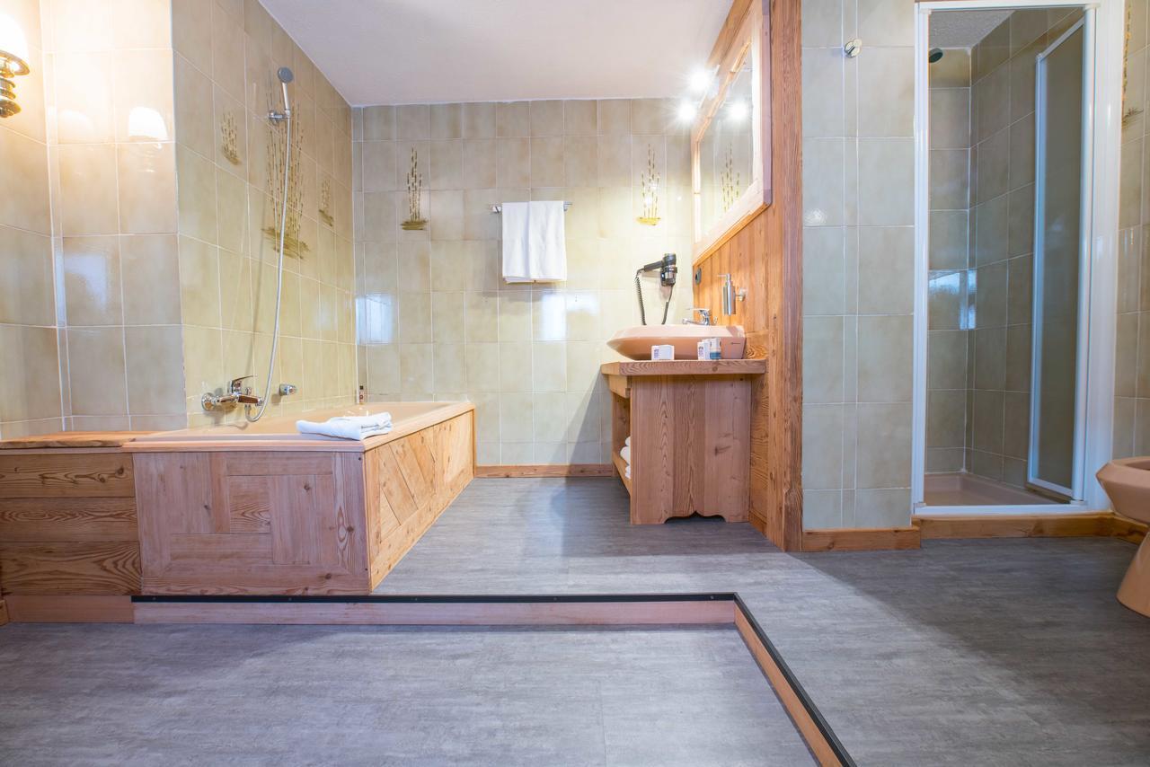 Apartments Bucaneve Breuil-Cervinia Exterior photo